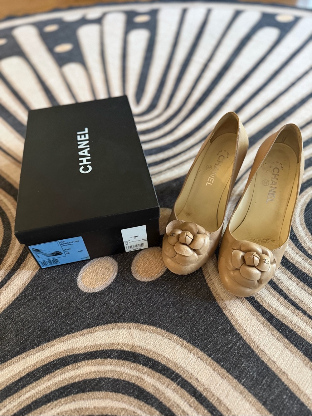CHANEL Beige Leather Camellia Pump Heels